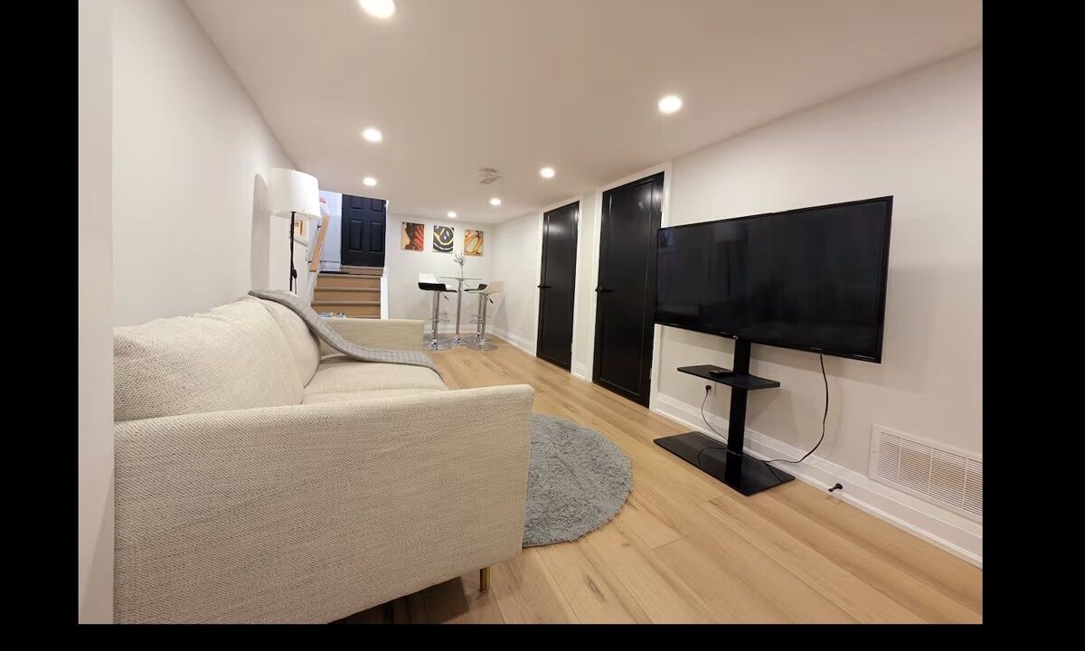 Photo of Livingroom in Hamilton
