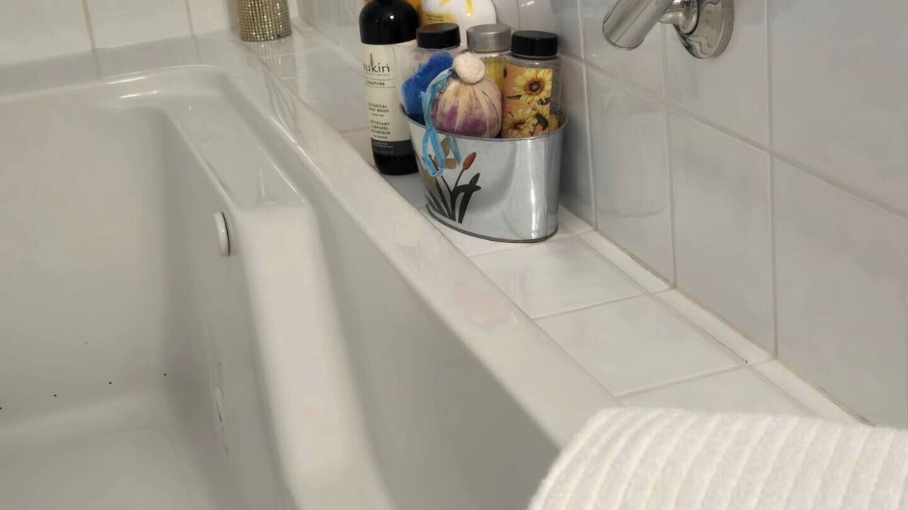 Photo of Bathroom in Niagara Falls