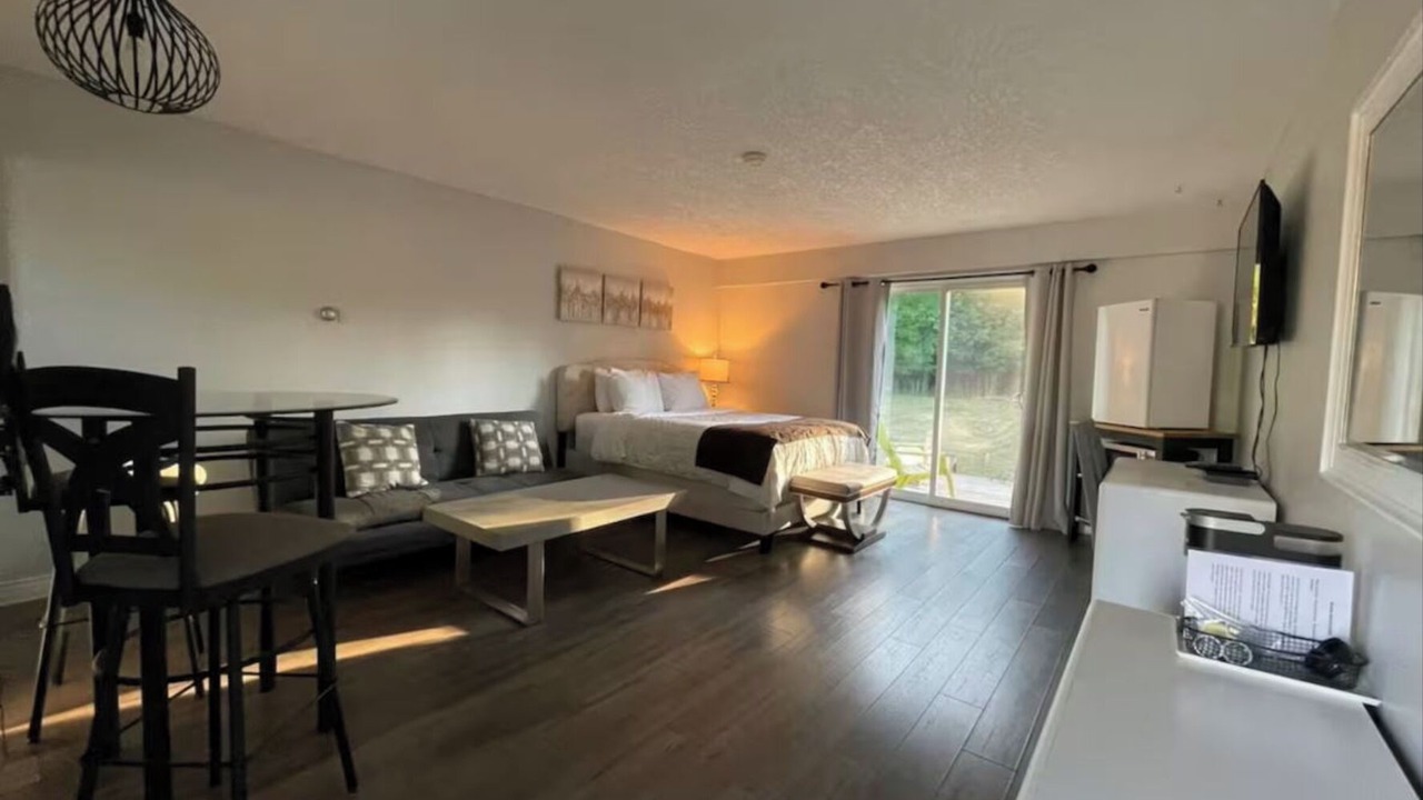 Photo of Bedroom in Wiarton