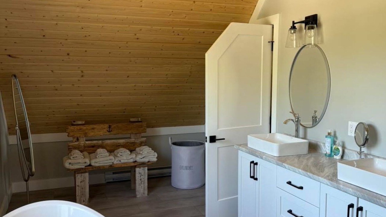 Photo of Bathroom in Ragged Island