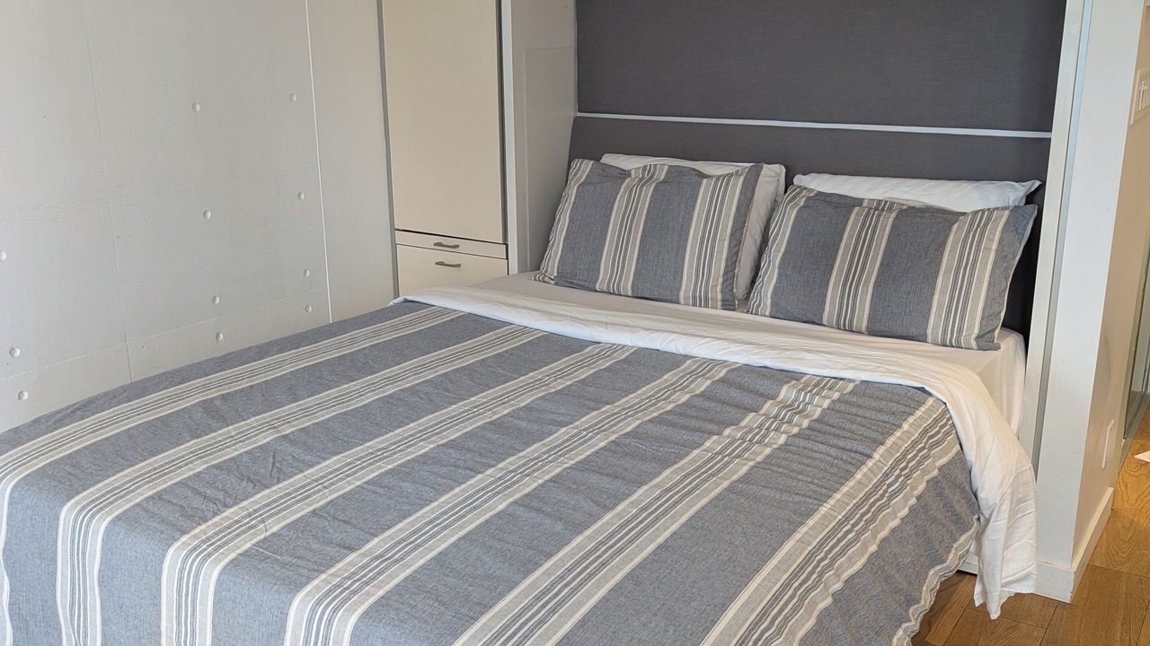 Photo of Bedroom in Downtown Victoria