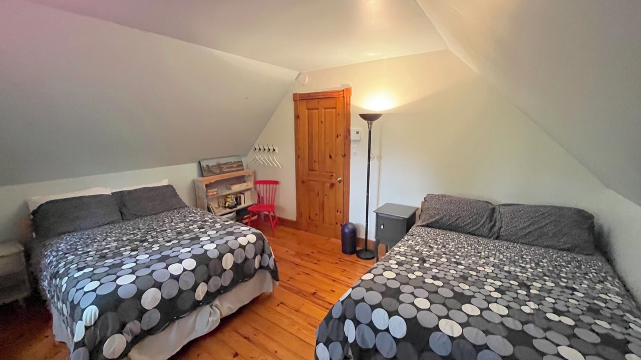 Photo of Bedroom in St-Adolphe-d'Howard