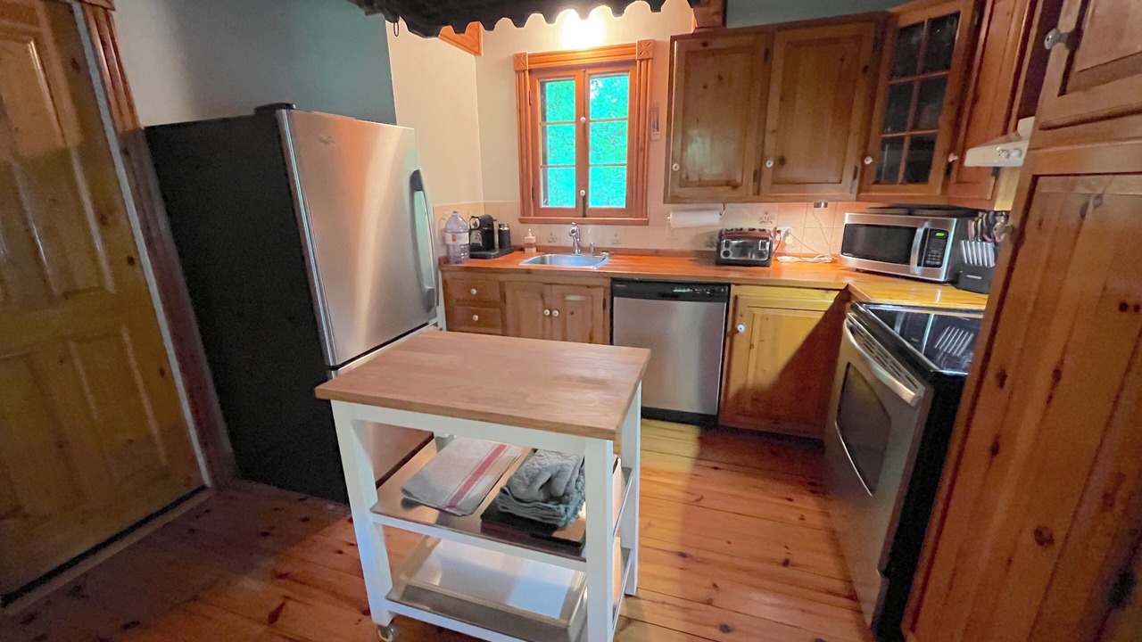 Photo of Kitchen in St-Adolphe-d'Howard