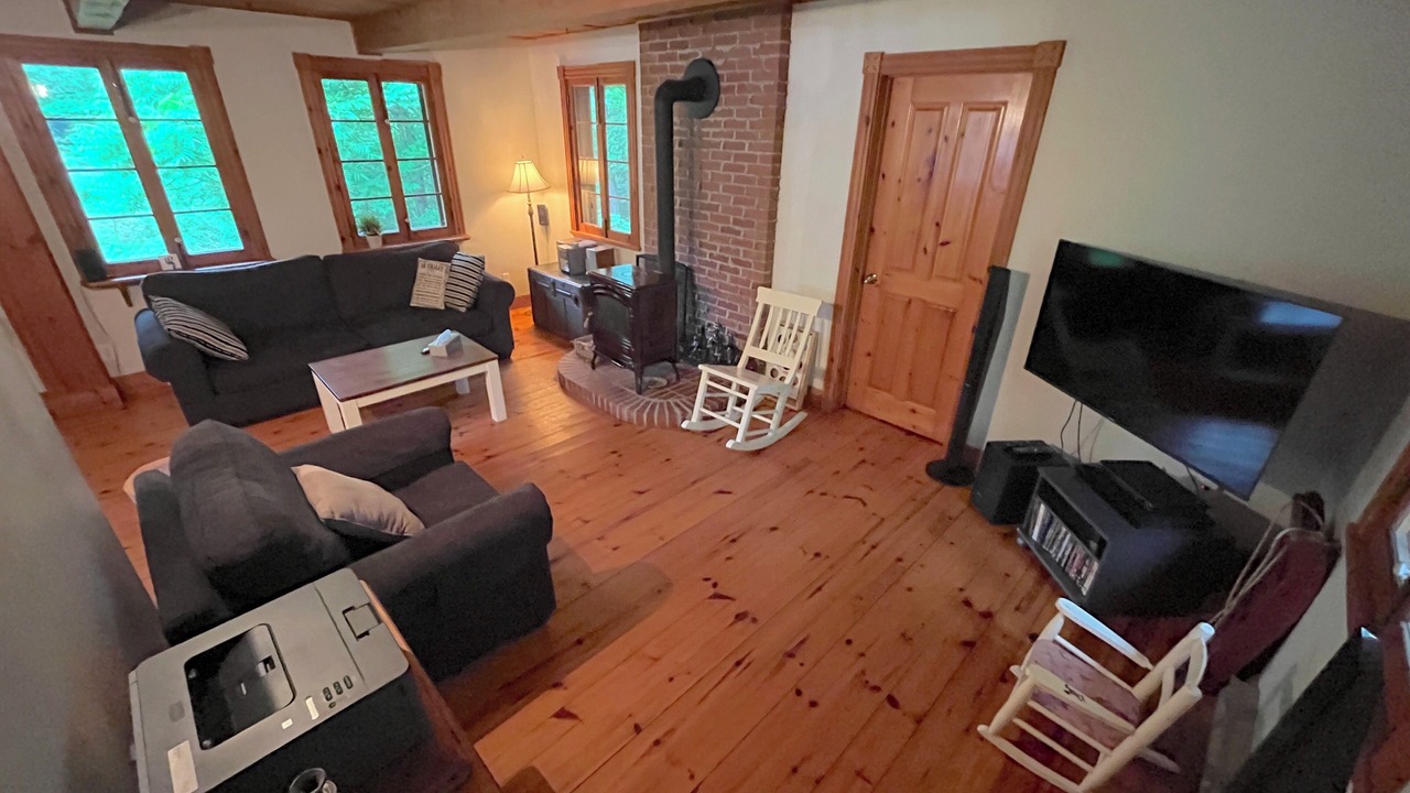 Photo of Livingroom in St-Adolphe-d'Howard