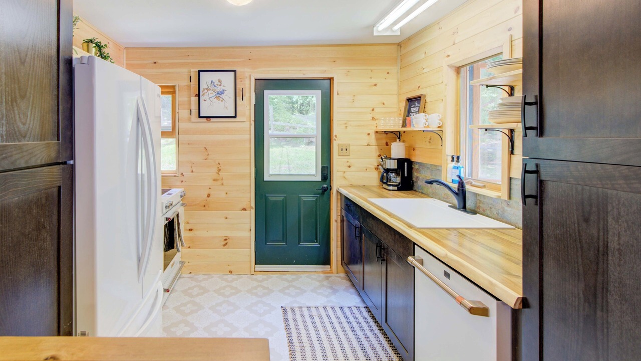 Photo of Kitchen in Frontenac