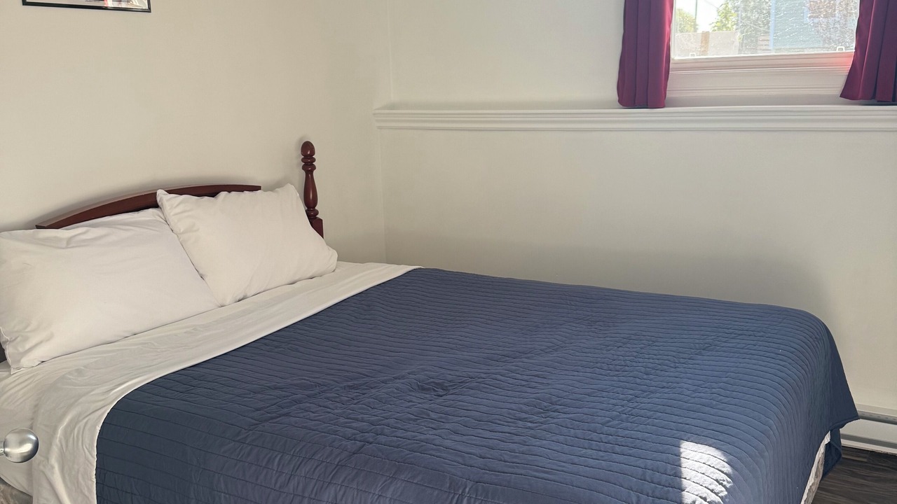 Photo of Bedroom in Deer Lake