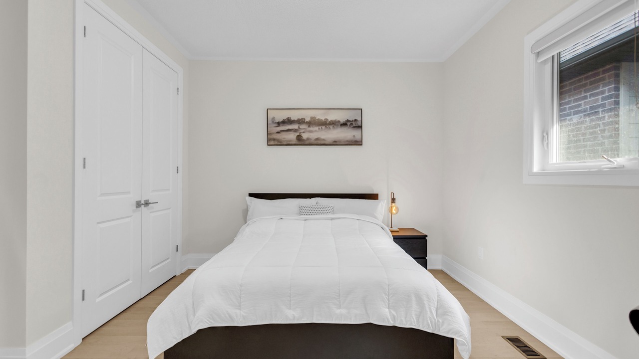 Photo of Bedroom in Oakville