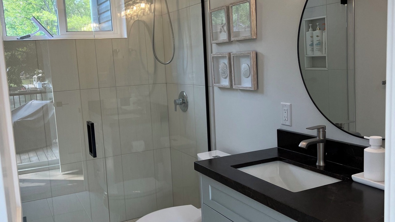 Photo of Bathroom in Severn Bridge