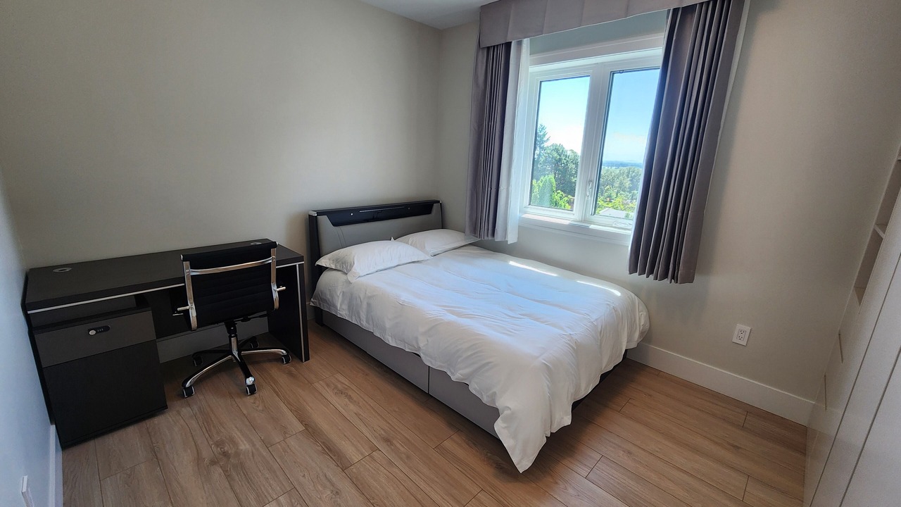 Photo of Bedroom in Fraserview