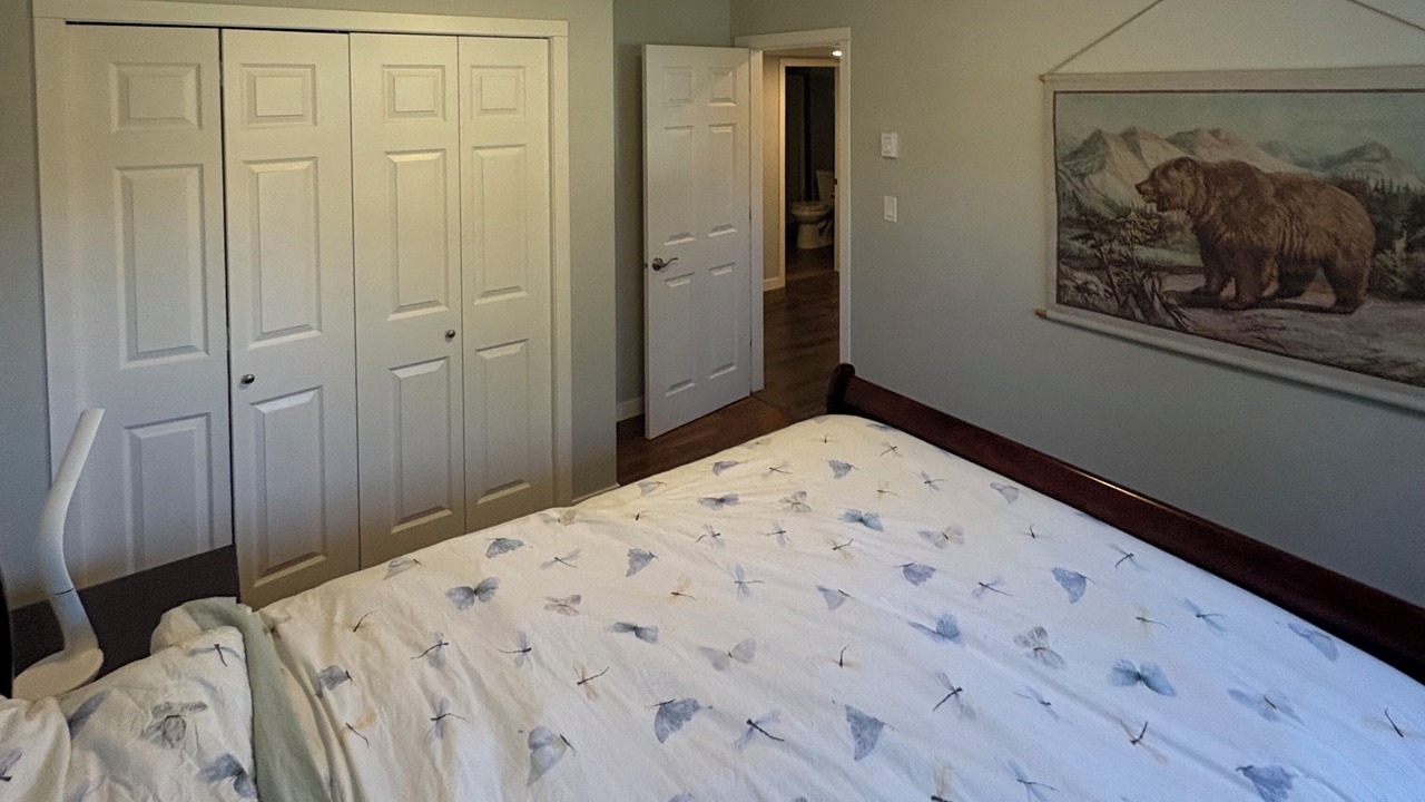 Photo of Bedroom in Duncan