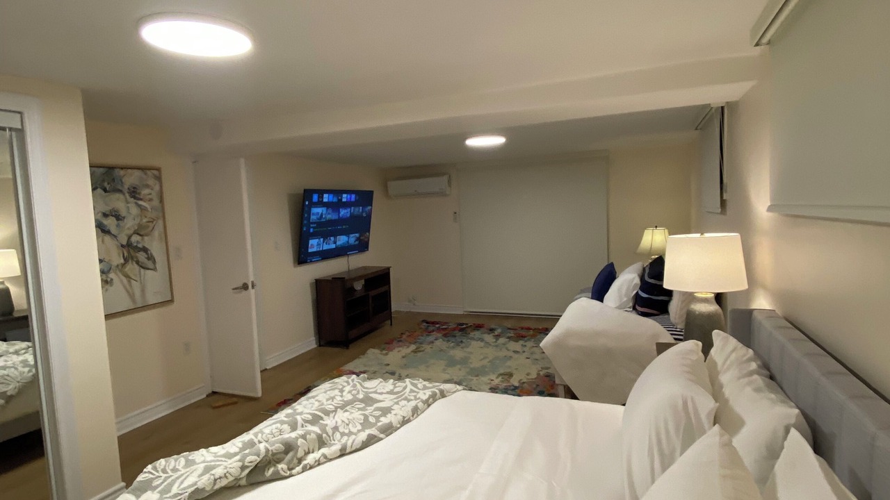 Photo of Bedroom in Mineola