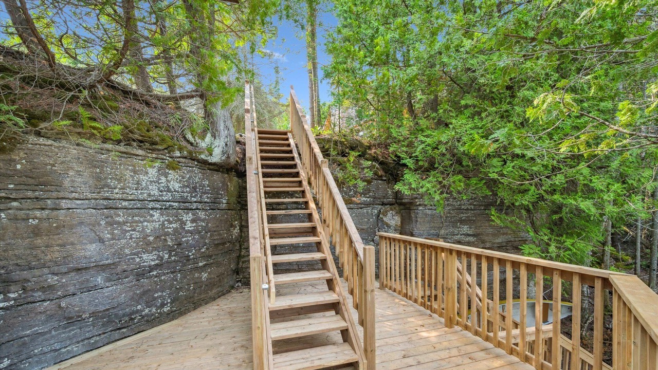 Photo of Outdoor in Lion's Head