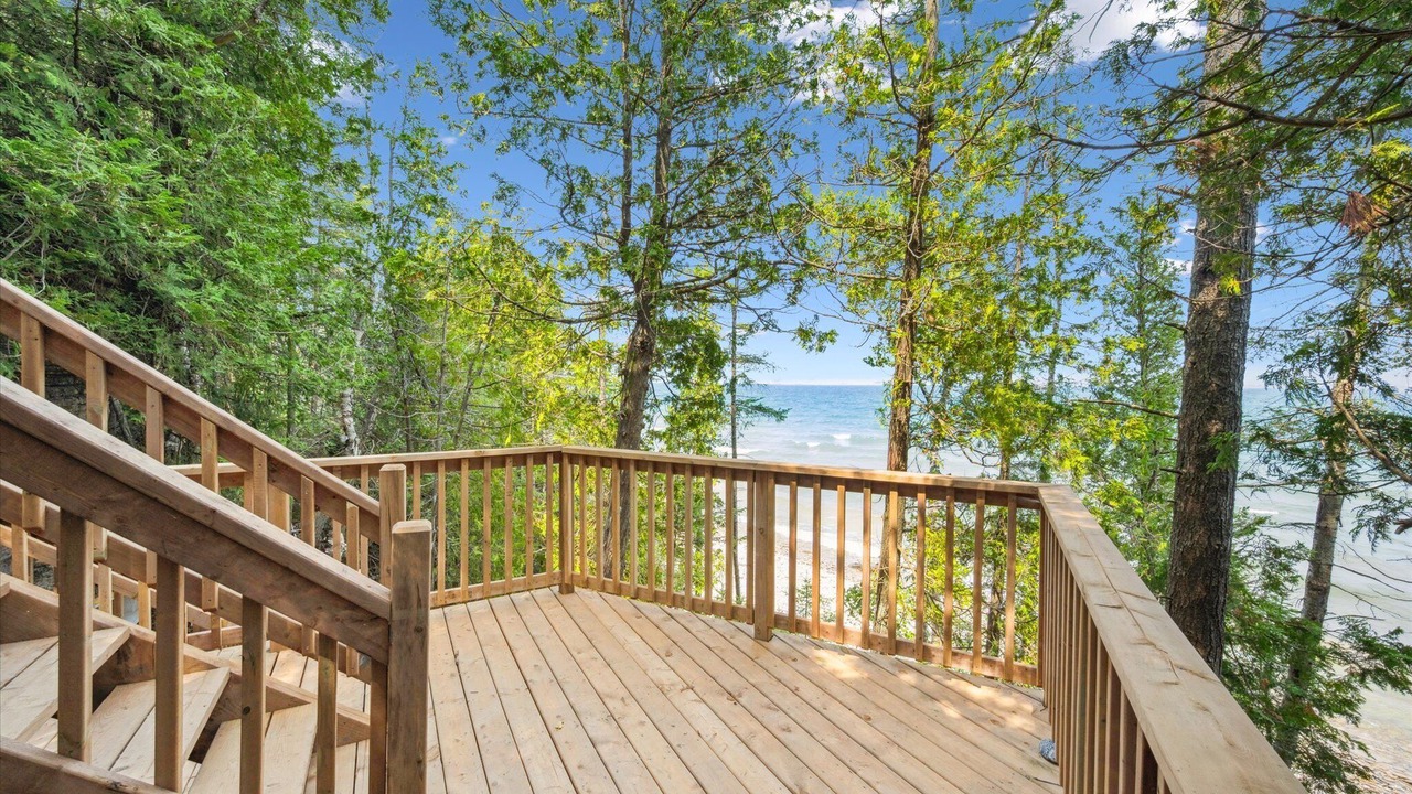 Photo of Outdoor in Lion's Head