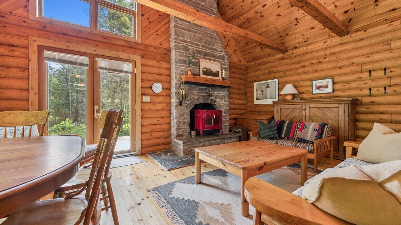 Photo of Livingroom in Lion's Head