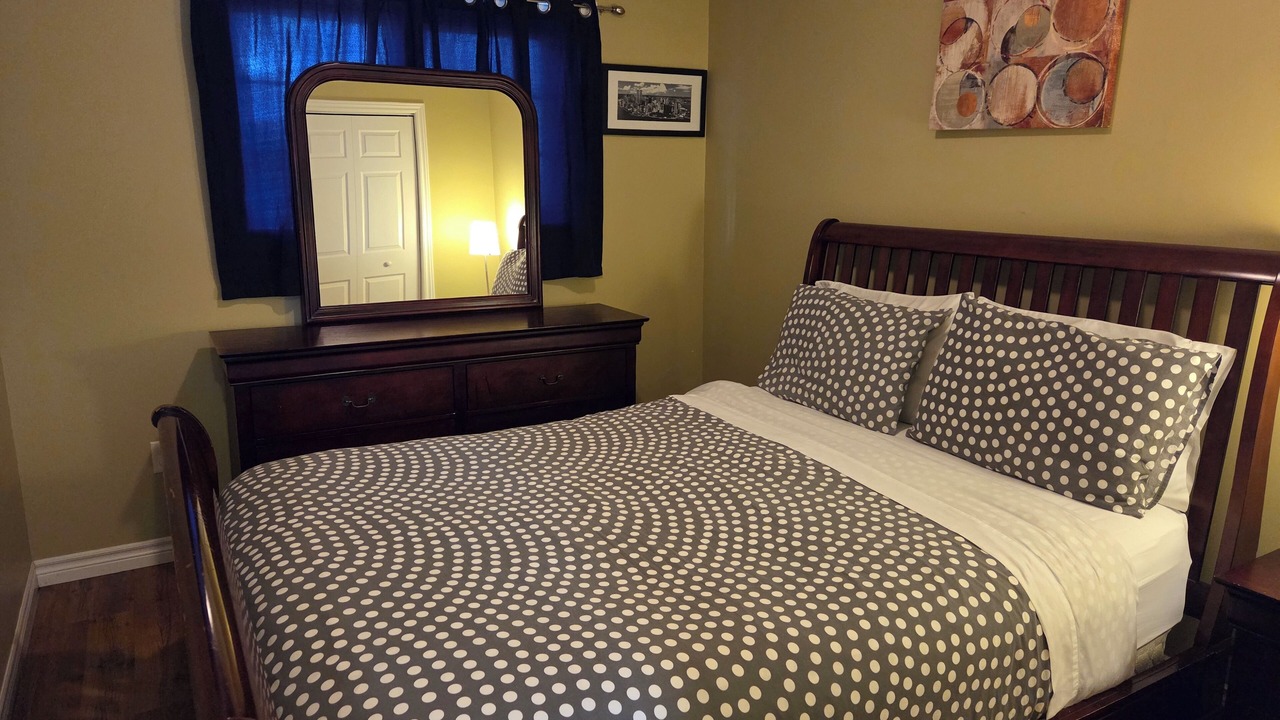 Photo of Bedroom in Terra Nova