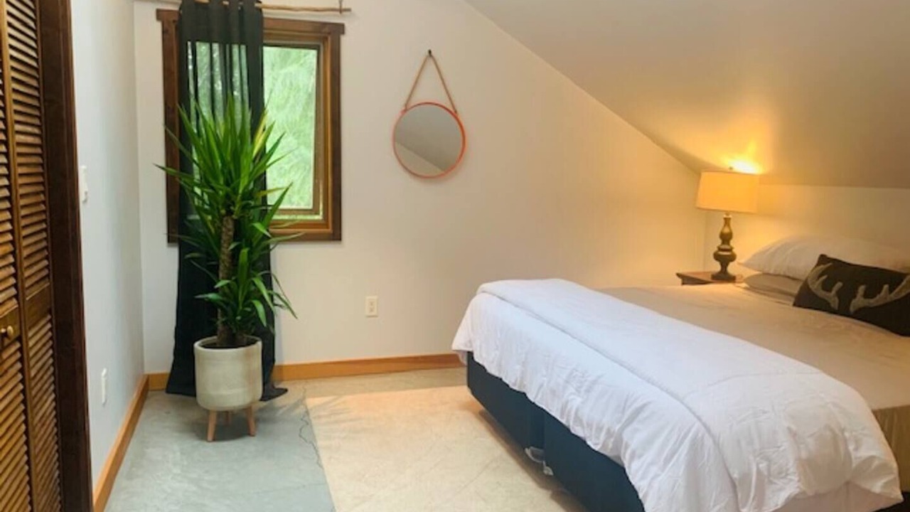 Photo of Bedroom in Mount Currie