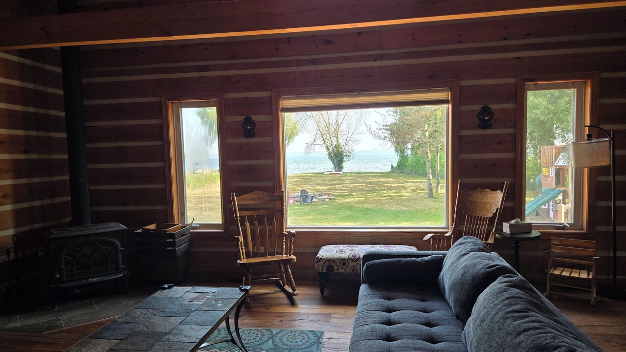 Photo of Livingroom in Carrying Place