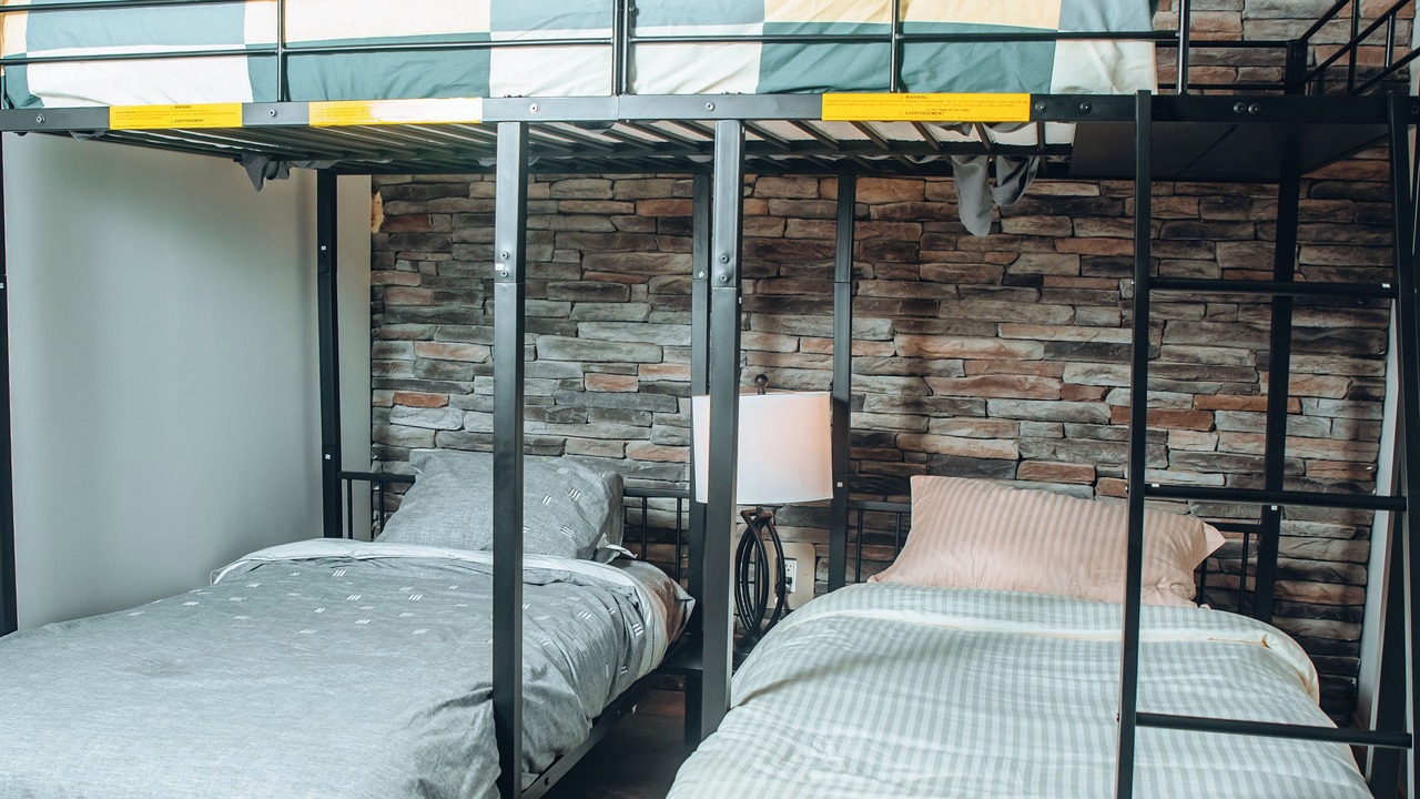 Photo of Bedroom in Calgary-Edmonton Corridor