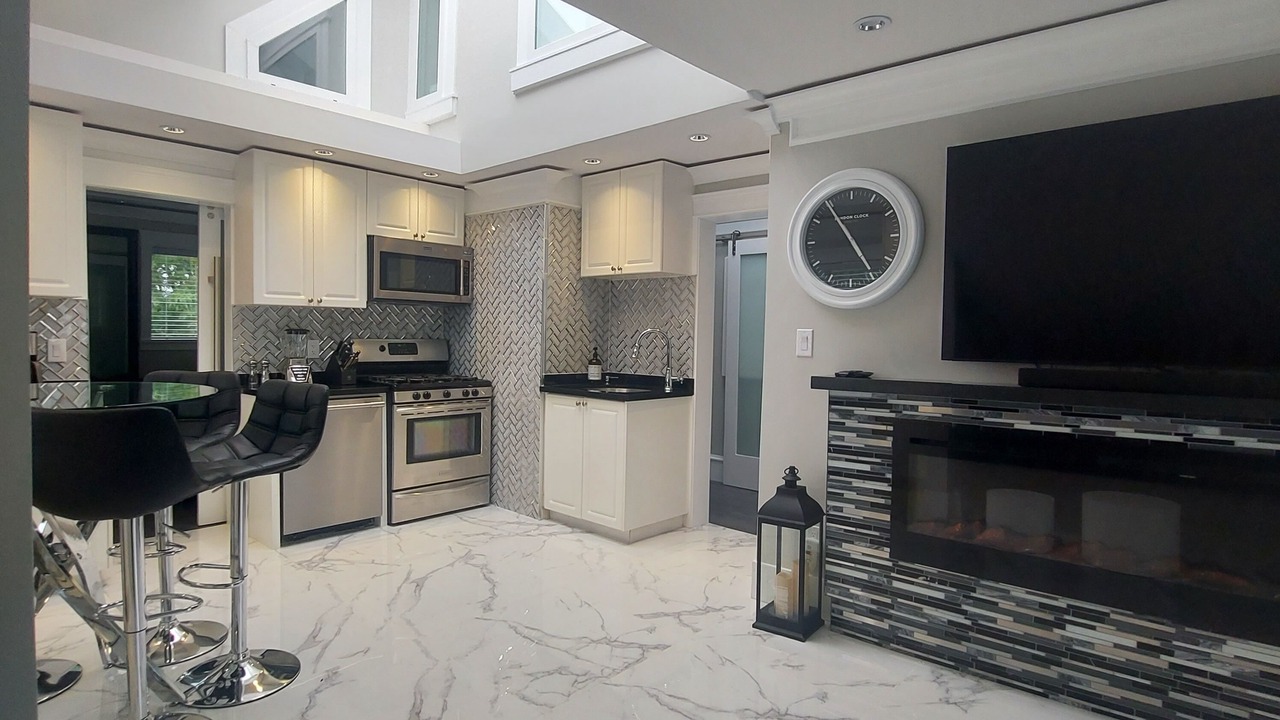 Photo of Kitchen in Sunset