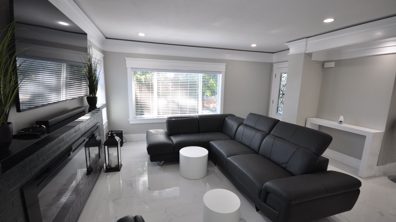Photo of Livingroom in Sunset