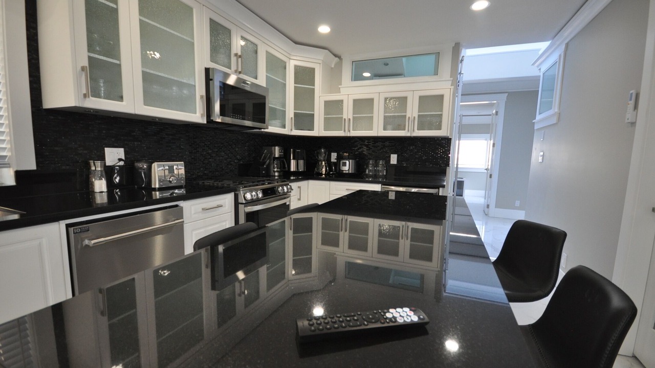 Photo of Kitchen in Sunset