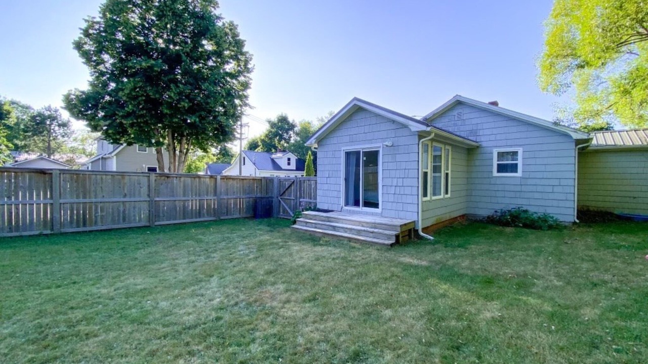 Photo of Outdoor in Montague