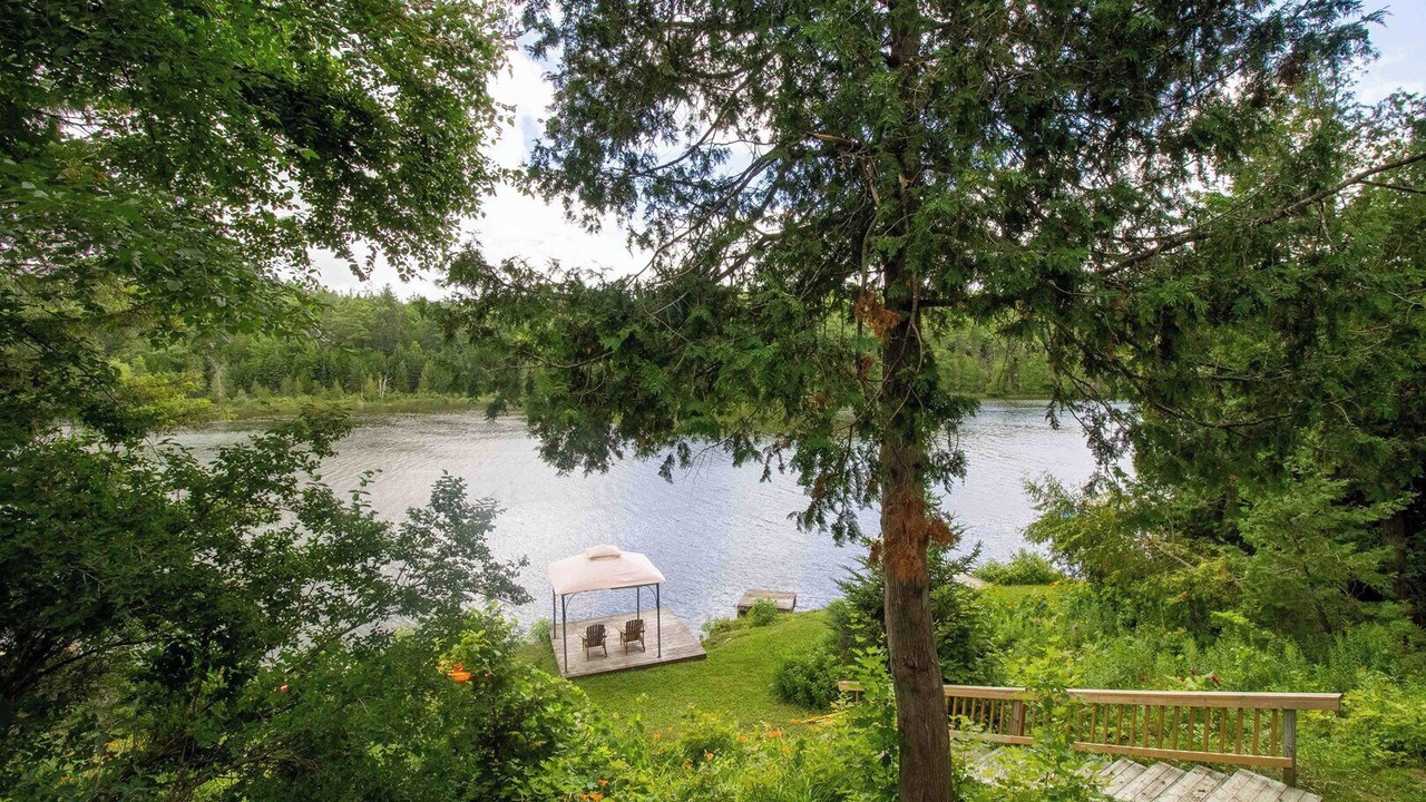 Photo of Others in Burnt River