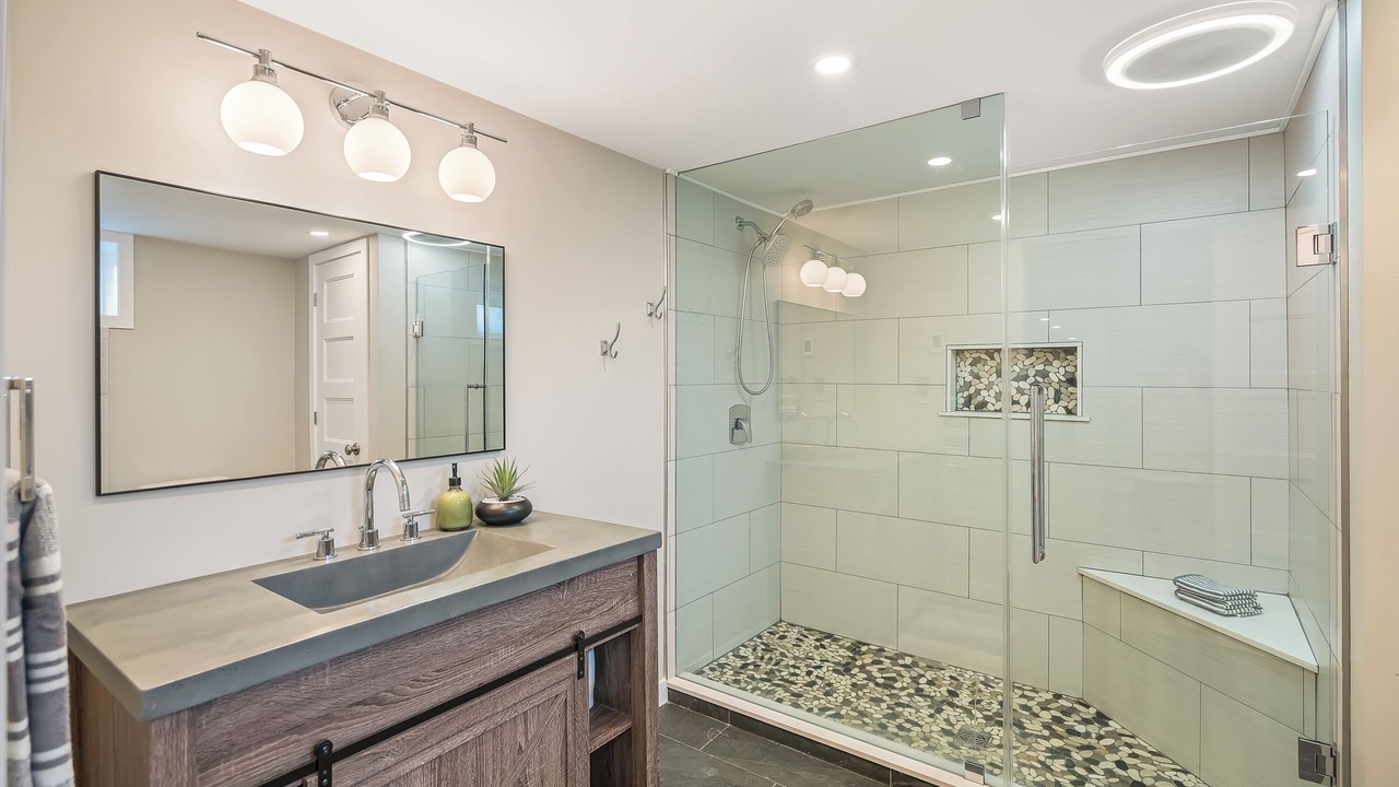 Photo of Bathroom in Port Weller