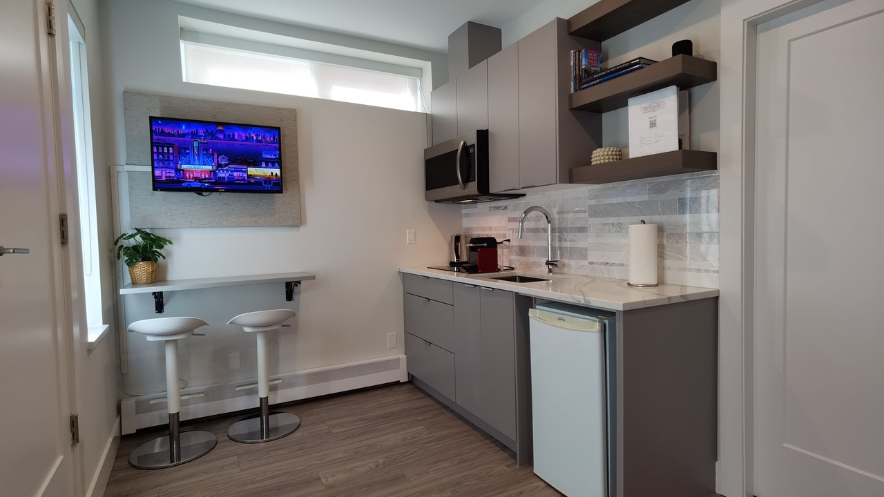 Photo of Kitchen in Renfrew-Collingwood