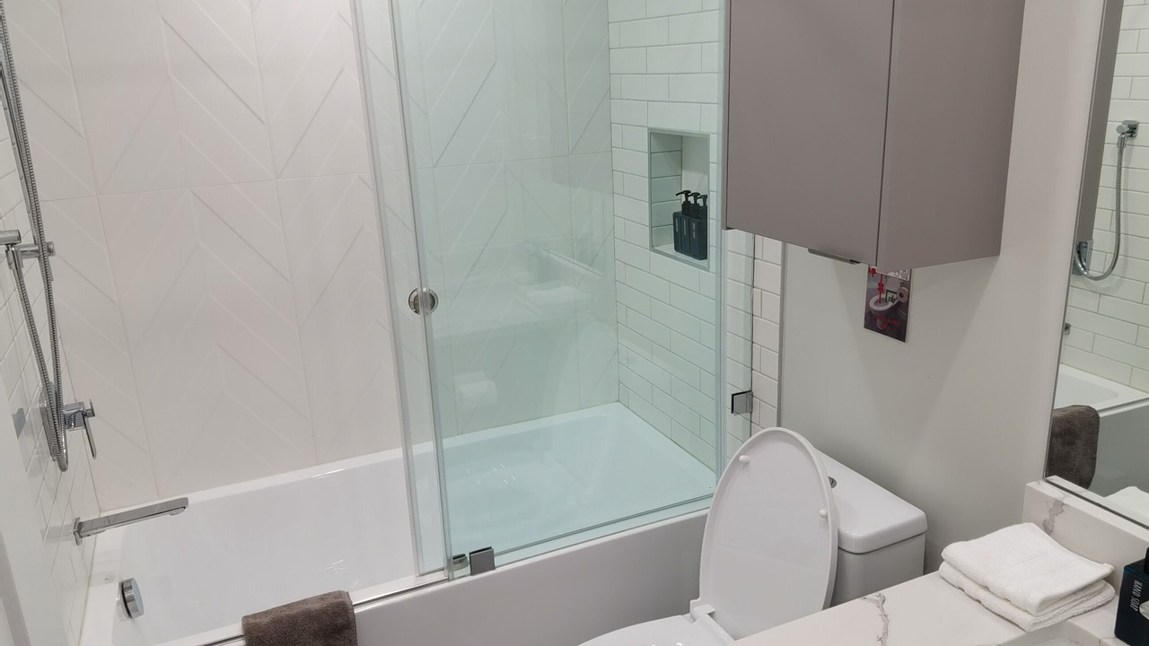 Photo of Bathroom in Renfrew-Collingwood