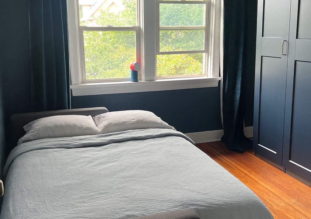 Photo of Bedroom in Inglewood