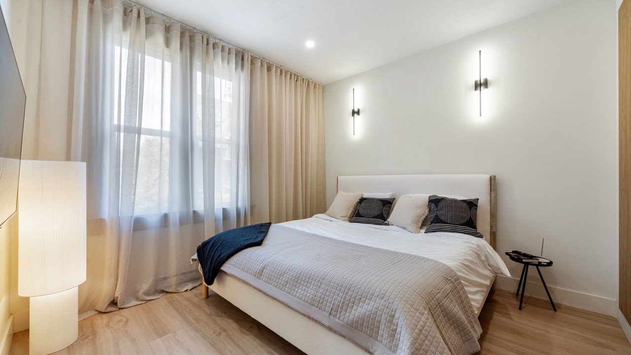 Photo of Bedroom in Downtown Victoria
