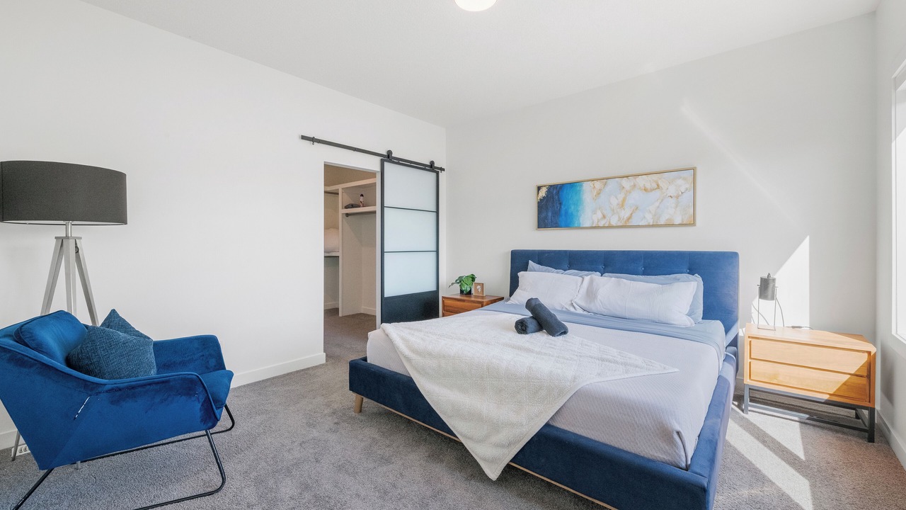 Photo of Bedroom in North Central Edmonton