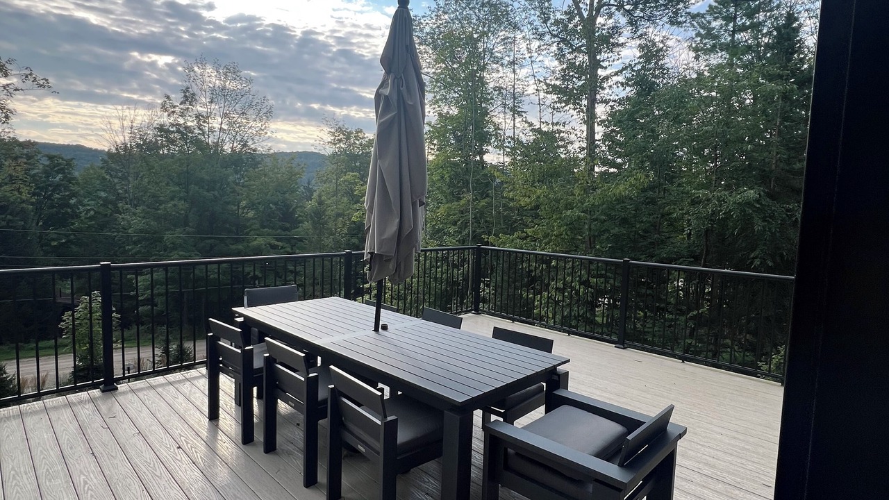 Photo of Outdoor in Grey Highlands