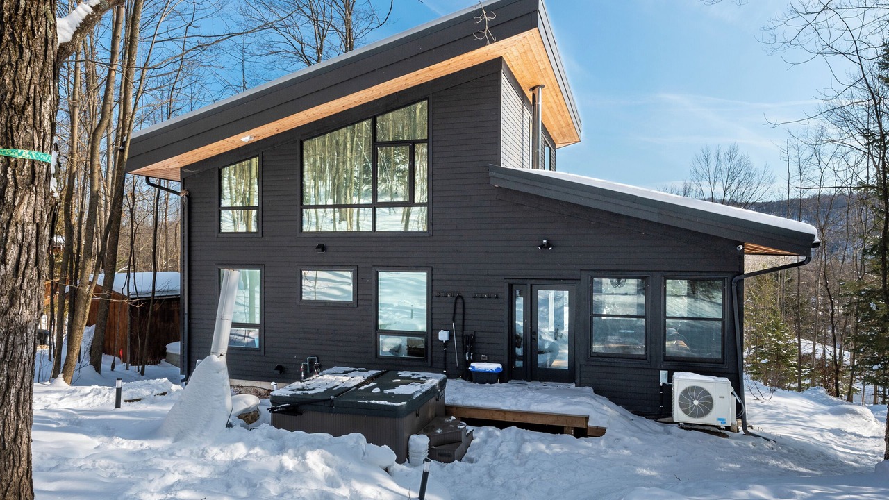 Photo of Outdoor in Grey Highlands