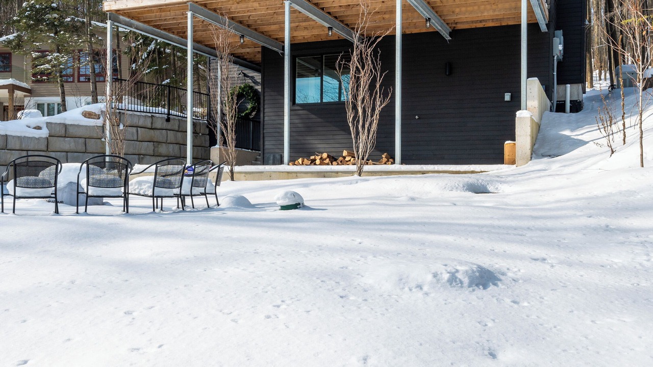 Photo of Outdoor in Grey Highlands