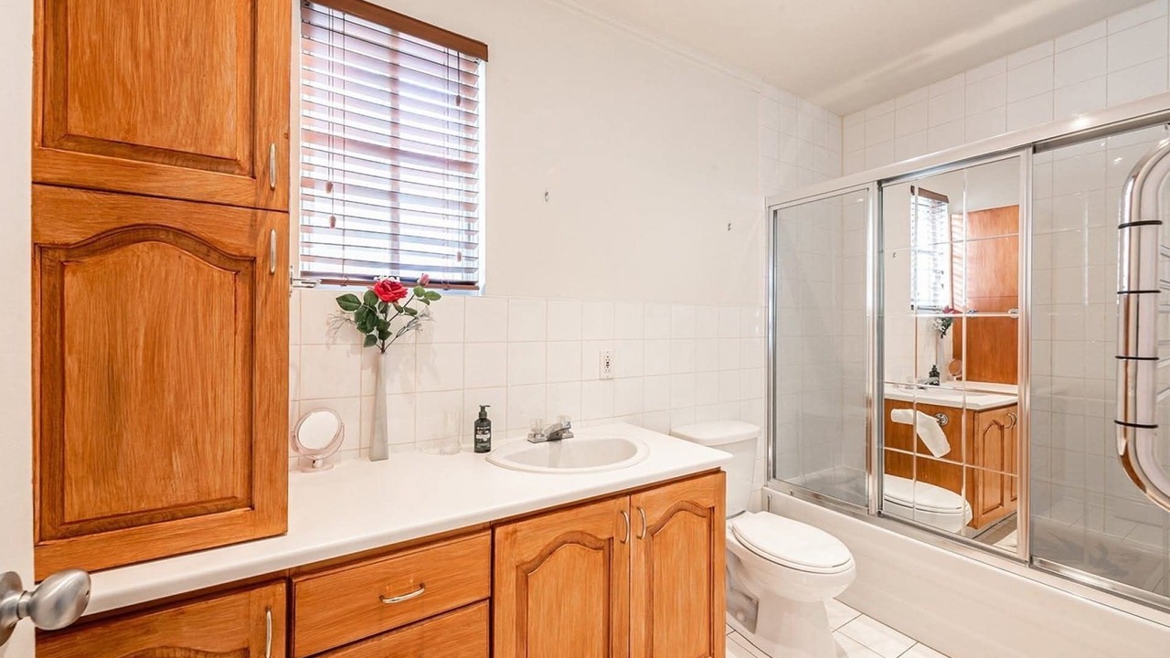 Photo of Bathroom in Pointe-Saint-Charles