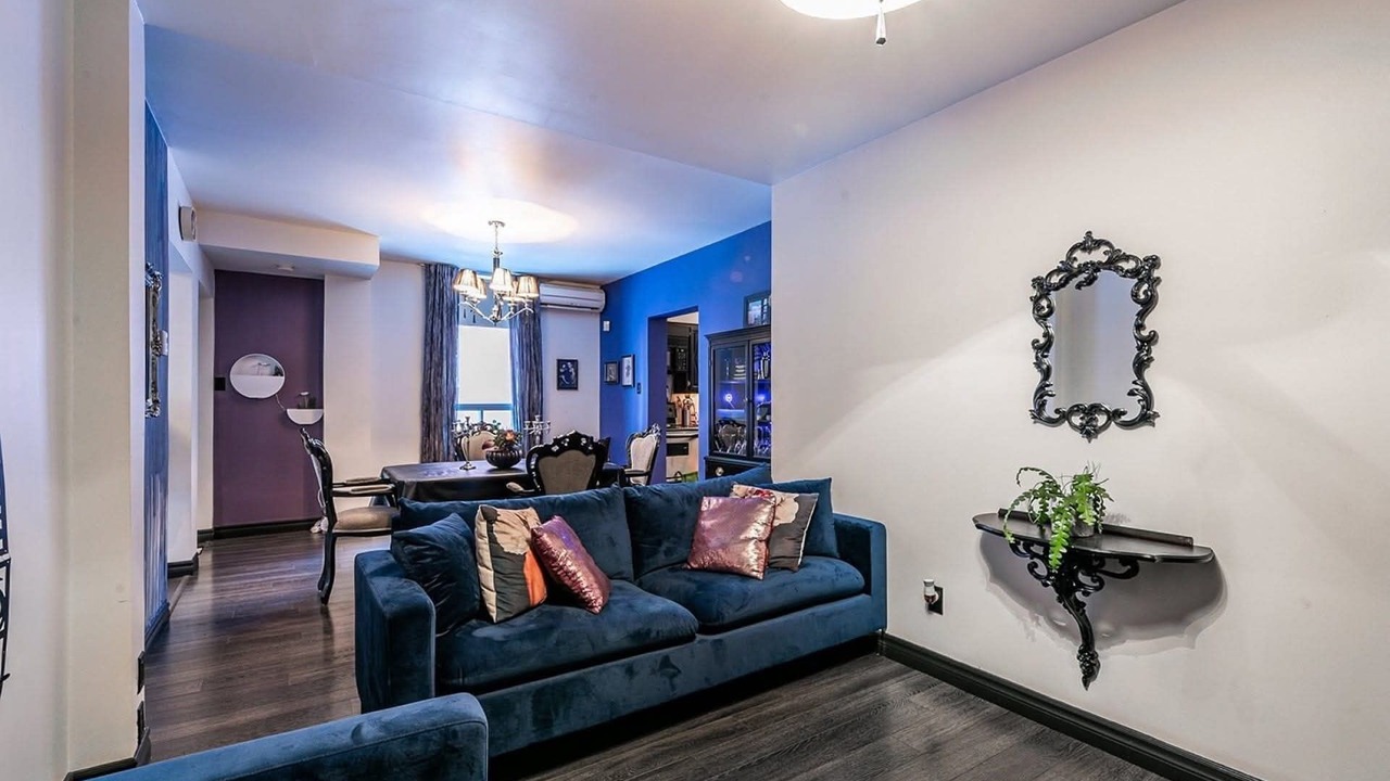 Photo of Livingroom in Pointe-Saint-Charles
