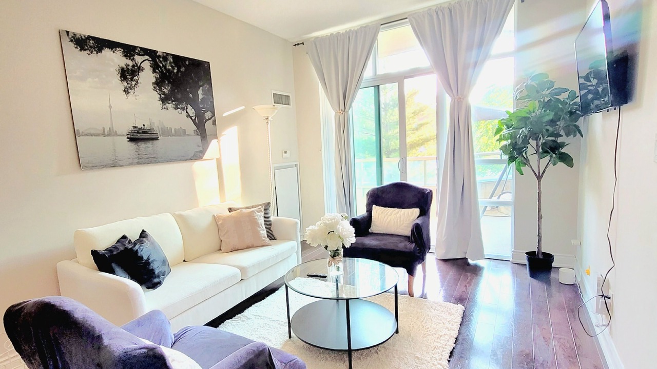 Photo of Livingroom in The Peanut
