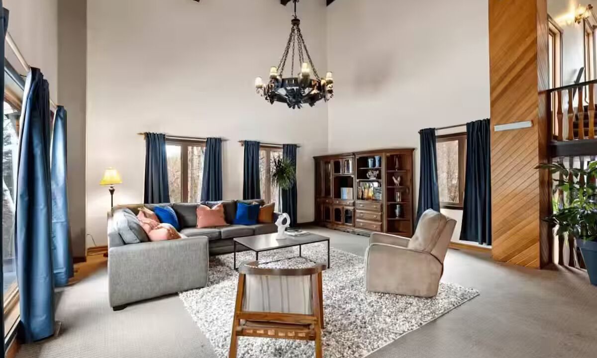 Photo of Livingroom in Sainte-Agathe-des-Monts
