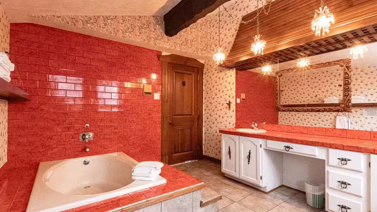 Photo of Bathroom in Sainte-Agathe-des-Monts