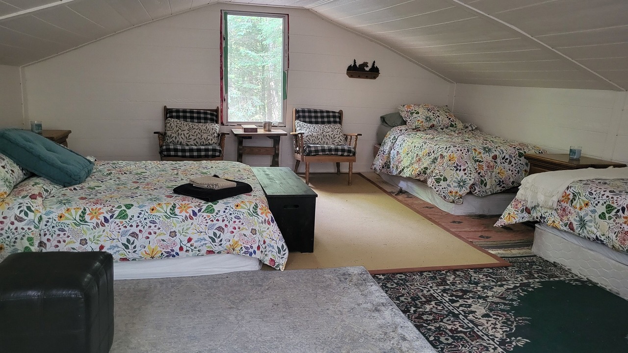 Photo of Bedroom in Baysville