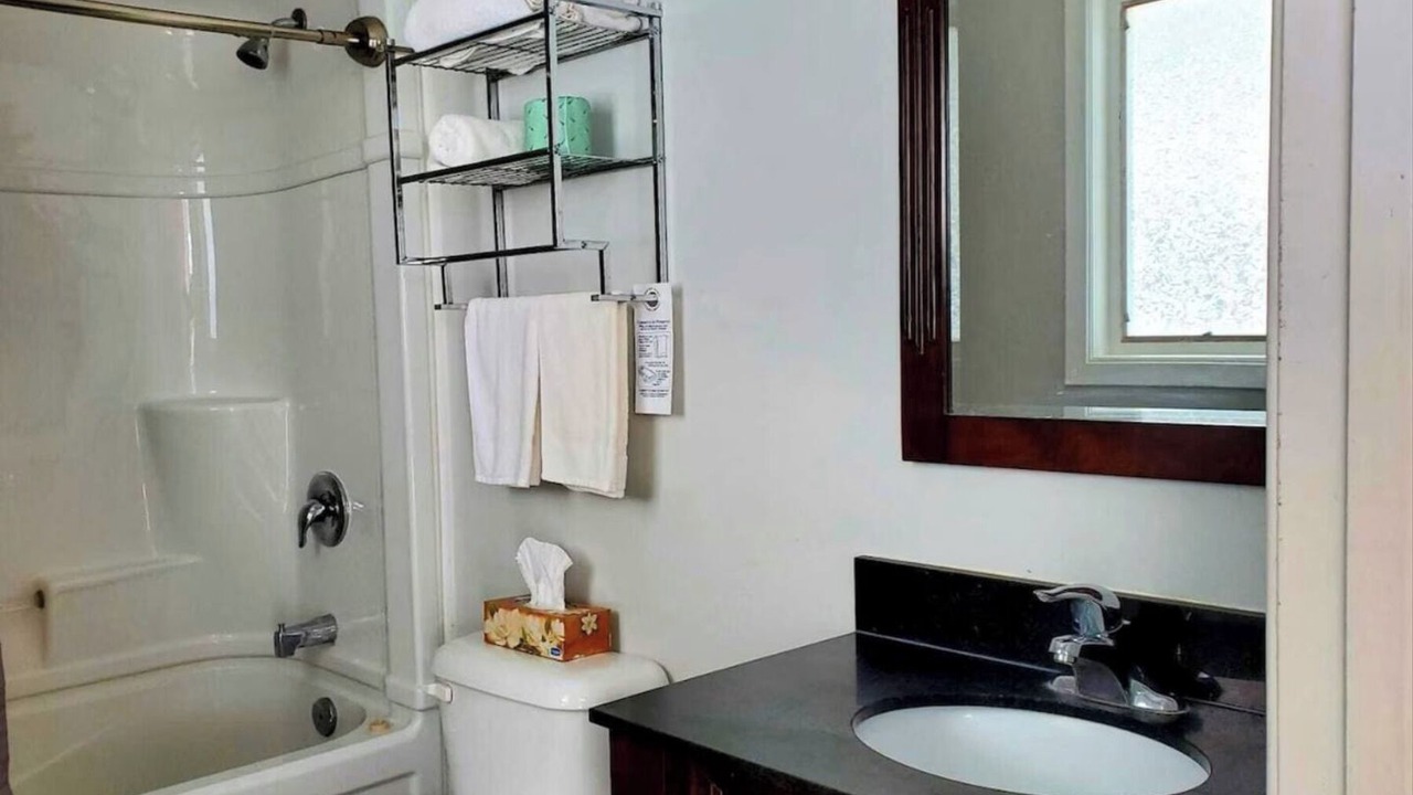 Photo of Bathroom in Wiarton