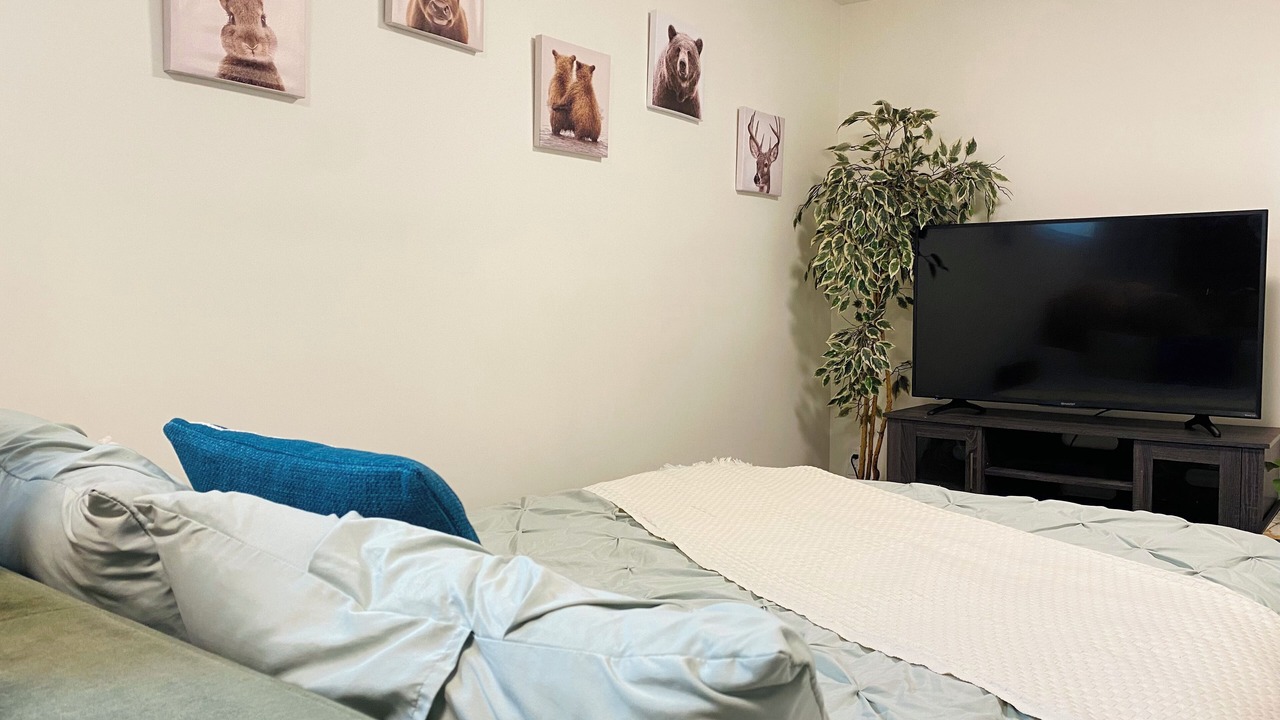 Photo of Bedroom in Jasper Place