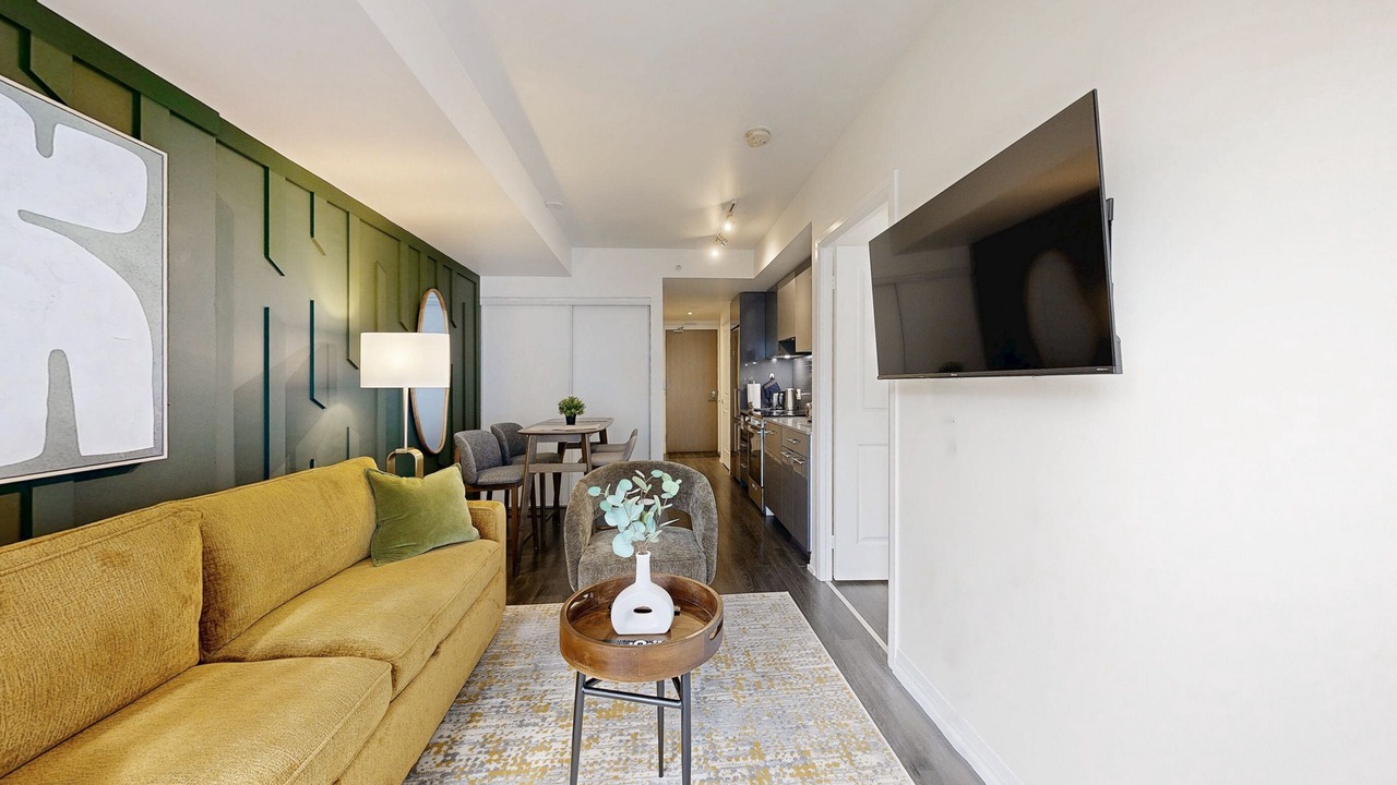Photo of Livingroom in Garden District