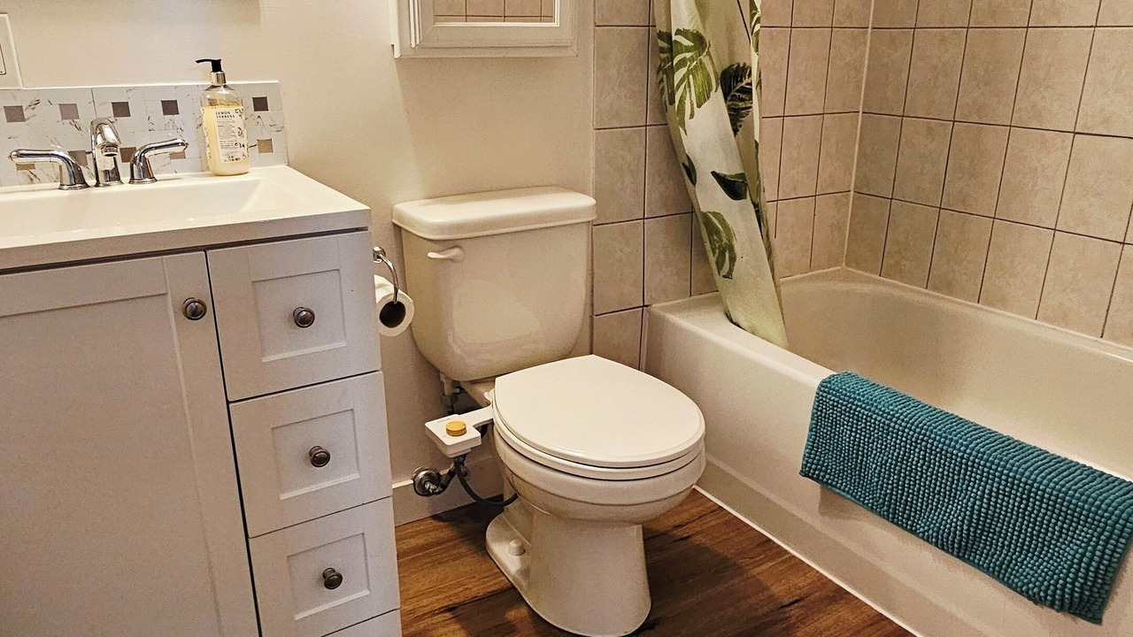 Photo of Bathroom in Cougar Creek