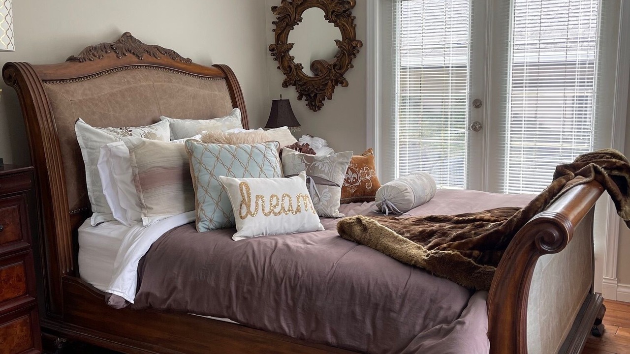 Photo of Bedroom in Saanich East