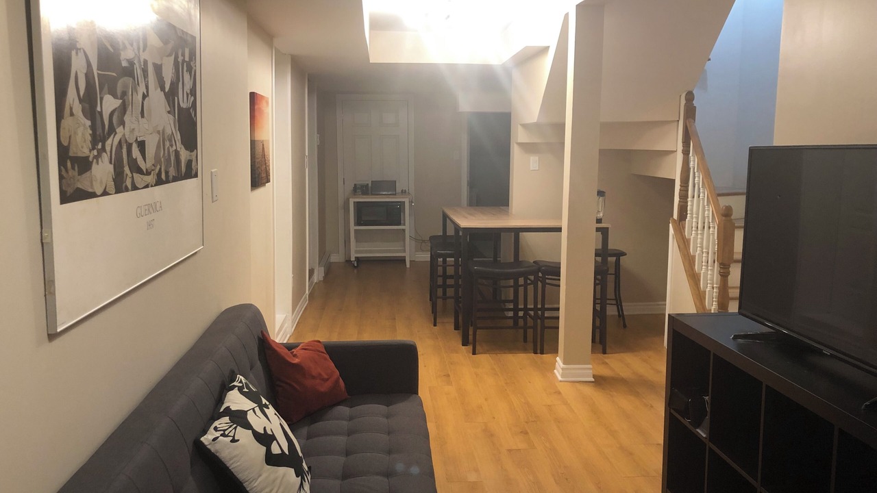 Photo of Livingroom in Hochelaga