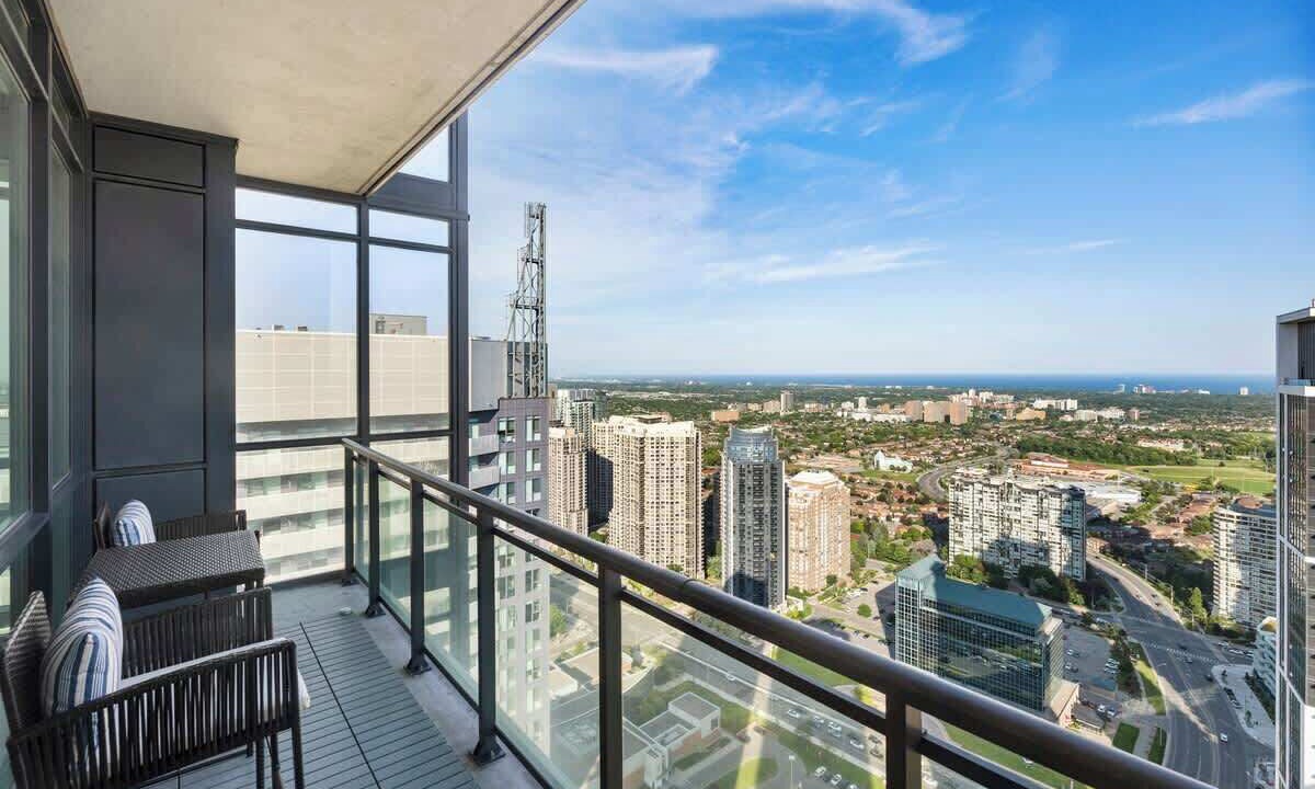 Photo of Outdoor in Downtown Mississauga