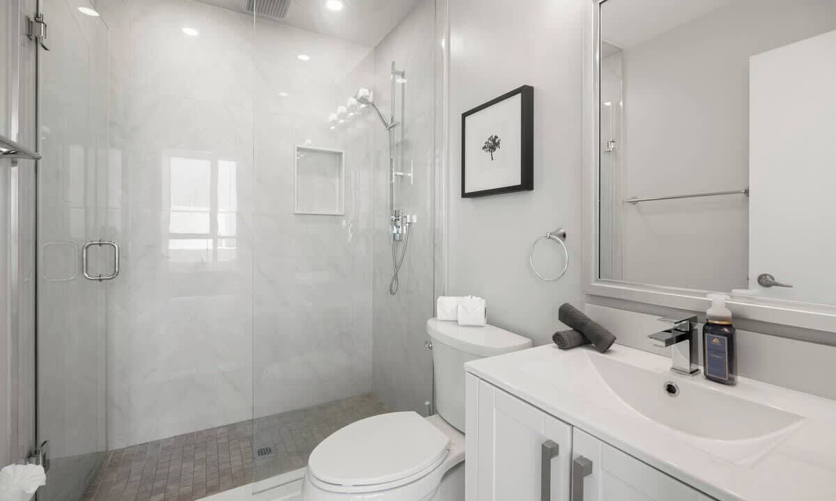 Photo of Bathroom in Downtown Mississauga